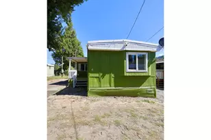 8651 Thurston Rd, Springfield, OR 97478 - Photo 5