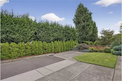 10727 SW Nelson St, Tualatin, OR 97062 - Photo 37