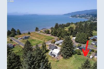 Clam #14, Bay City, OR 97107 - Photo 1