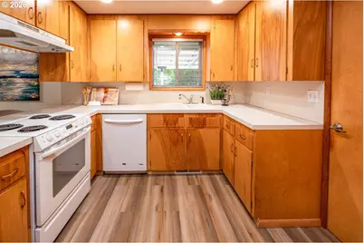 29476 NE Pheasant Ave, Corvallis, OR 97333 - Photo 17