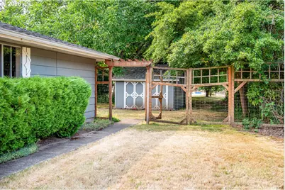 29476 NE Pheasant Ave, Corvallis, OR 97333 - Photo 35