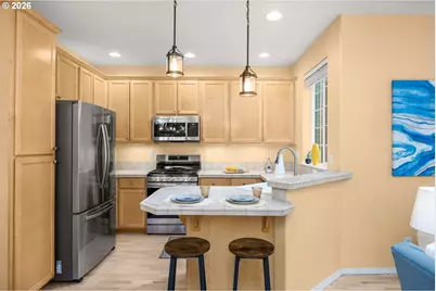6301 Alyssa Ter, Lake Oswego, OR 97035 - Photo 11