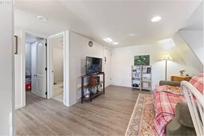 1148 Minnesota Ave, Coos Bay, OR 97420 - Photo 11