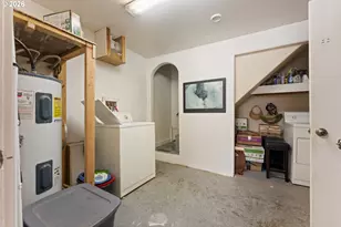 1148 Minnesota Ave, Coos Bay, OR 97420 - Photo 37