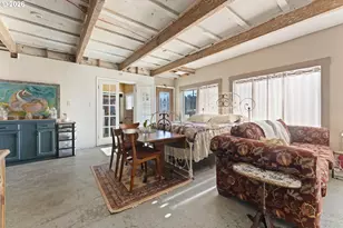 1148 Minnesota Ave, Coos Bay, OR 97420 - Photo 23