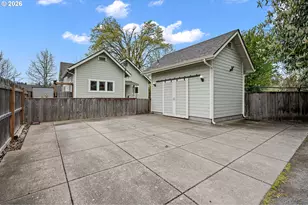 646 B St, Springfield, OR 97477 - Photo 37