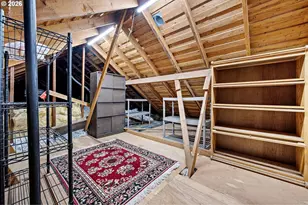 646 B St, Springfield, OR 97477 - Photo 31