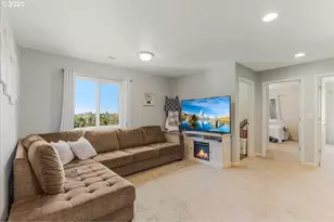 1301 NE 70th St, Vancouver, WA 98665 - Photo 17