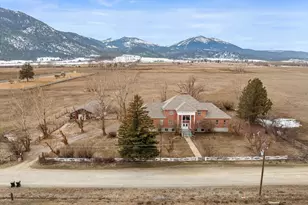 46064 Schoolhouse Rd, Haines, OR 97833 - Photo 3