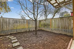 5118 NE Jarrett St, Portland, OR 97218 - Photo 37