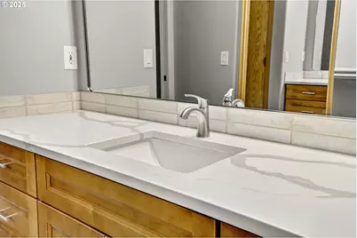 5118 NE Jarrett St, Portland, OR 97218 - Photo 25