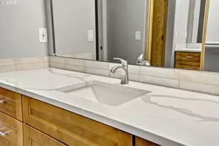 5118 NE Jarrett St, Portland, OR 97218 - Photo 25