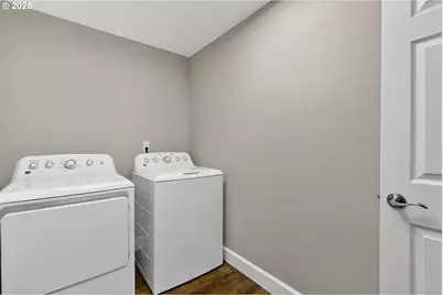 5118 NE Jarrett St, Portland, OR 97218 - Photo 39