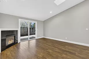 5118 NE Jarrett St, Portland, OR 97218 - Photo 5