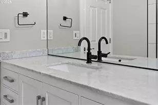 5118 NE Jarrett St, Portland, OR 97218 - Photo 19