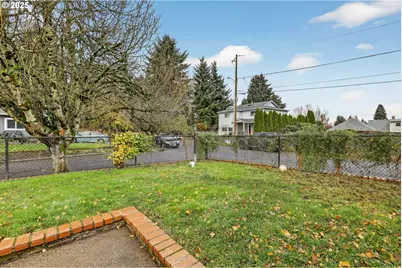 5118 NE Jarrett St, Portland, OR 97218 - Photo 43