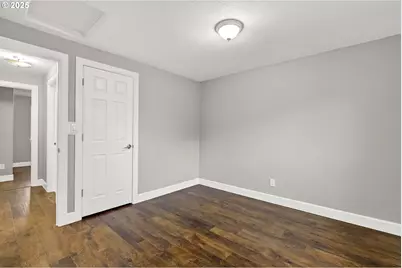 5118 NE Jarrett St, Portland, OR 97218 - Photo 15