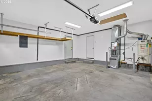 5118 NE Jarrett St, Portland, OR 97218 - Photo 41