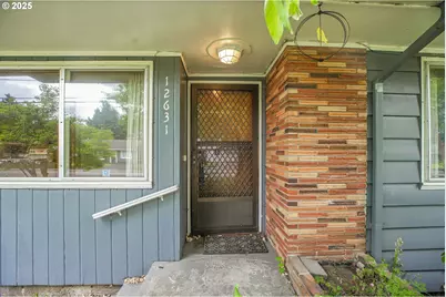 12631 SE Market St, Portland, OR 97233 - Photo 3