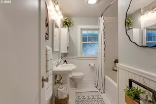 8100 SW Locust St, Portland, OR 97223 - Photo 23