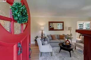 8100 SW Locust St, Portland, OR 97223 - Photo 5
