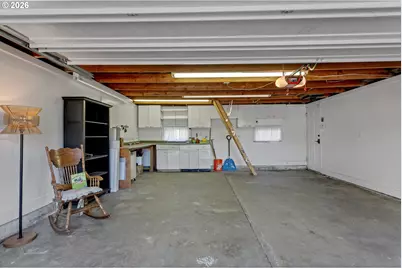 8100 SW Locust St, Portland, OR 97223 - Photo 47