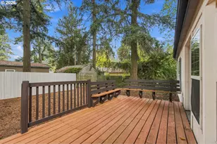2302 SE 113th Ave, Portland, OR 97216 - Photo 3