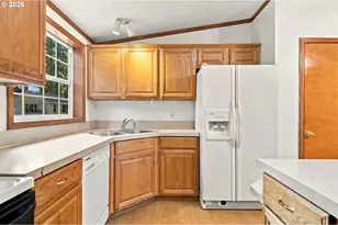 2302 SE 113th Ave, Portland, OR 97216 - Photo 15