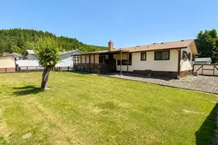 551 Agate St, Sutherlin, OR 97479 - Photo 17