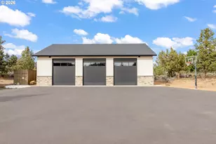 62825 Montara Dr, Bend, OR 97701 - Photo 41