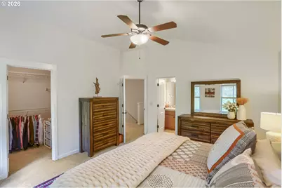 2047 NE 49th Way, Hillsboro, OR 97124 - Photo 13