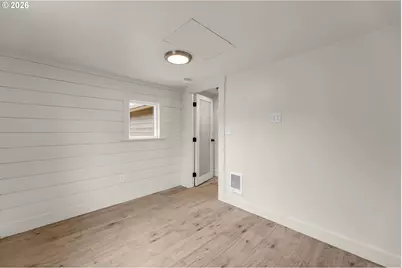2005 E 29th St, Vancouver, WA 98663 - Photo 13