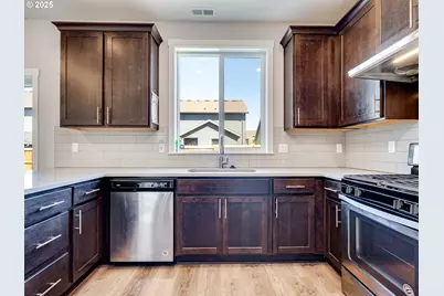 5125 Meteor Ave NE, Salem, OR 97305 - Photo 17