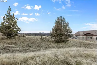 Se Greenleaf Ln, Madras, OR 97741 - Photo 11