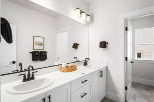 18090 SW Hoover Ln, Beaverton, OR 97003 - Photo 25