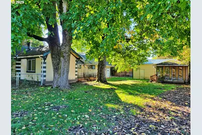 621 S Second St, Toledo, WA 98591 - Photo 5