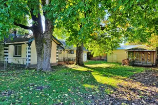 621 S 2nd St, Toledo, WA 98591 - Photo 5