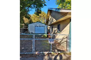 621 S 2nd St, Toledo, WA 98591 - Photo 3