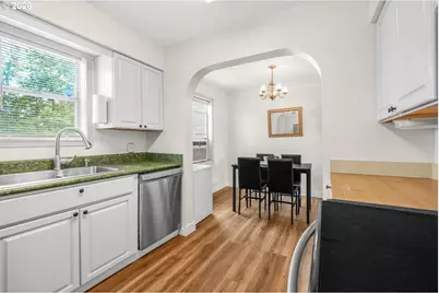 16523 SE Clinton St, Portland, OR 97236 - Photo 21