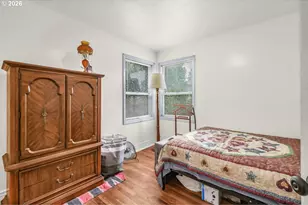 16523 SE Clinton St, Portland, OR 97236 - Photo 17