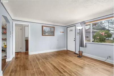 16523 SE Clinton St, Portland, OR 97236 - Photo 7