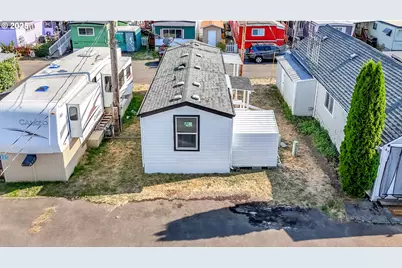 12726 SE Division St #17, Portland, OR 97236 - Photo 9