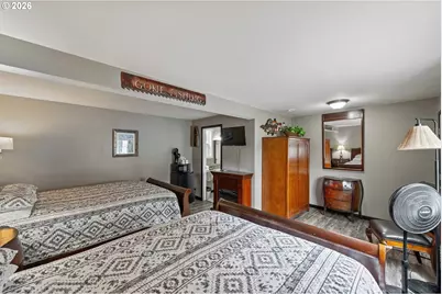 265 8th St, Winchester Bay, OR 97467 - Photo 11