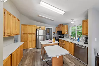 265 8th St, Winchester Bay, OR 97467 - Photo 31