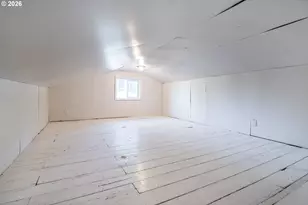 2668 Jeppesen Acres Rd, Eugene, OR 97401 - Photo 29