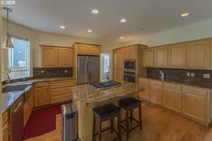 10907 NW 9th Ave, Vancouver, WA 98685 - Photo 9