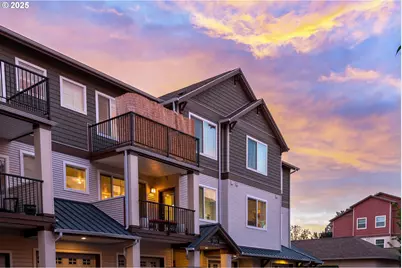 595 NW Lost Springs Ter #303, Portland, OR 97229 - Photo 3