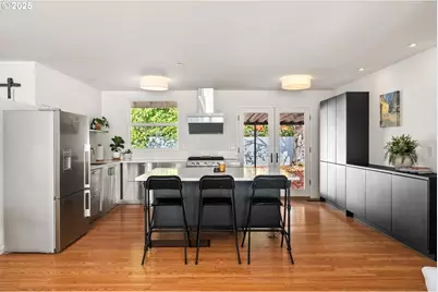 8629 NE Clackamas St, Portland, OR 97220 - Photo 13