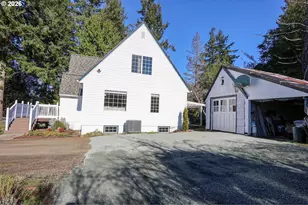 [Address not provided], Coquille, OR 97423 - Photo 37