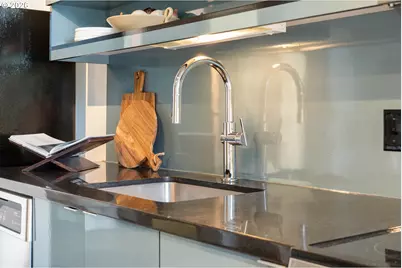 1030 NW 12th Ave #329, Portland, OR 97209 - Photo 9